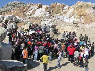 Distribution of educational material to the Secondary Education schools in Naxos and organization of educational visits to the quarry